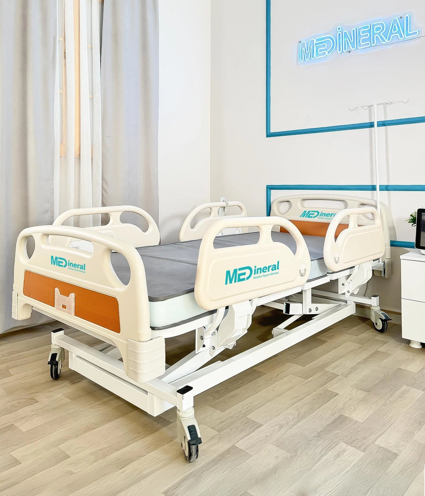 4 Motor Hasta Karyolası Full Abs Asansörlü + 15 Cm Antibakteriyel Visko Yatak + Alez