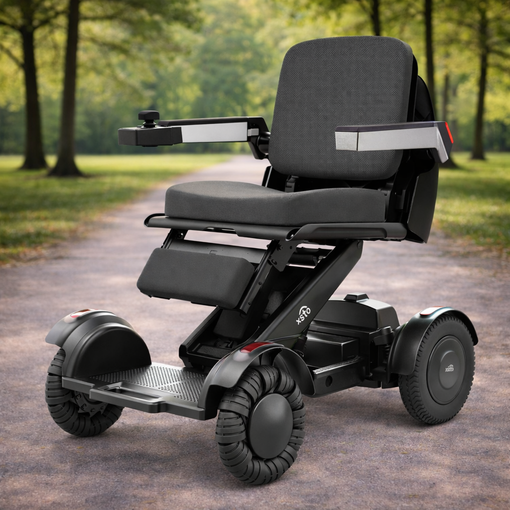 Poylin XSTO M4 Hafif Akülü Tekerlekli Sandalye P213