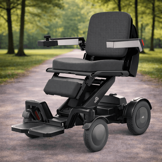 Poylin XSTO M4U Hafif Akülü Tekerlekli Sandalye P212